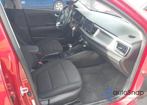 2020 Kia Rio 5-Door S z USA, uszkodzony, nr VIN 3KPA25ADXLE347408